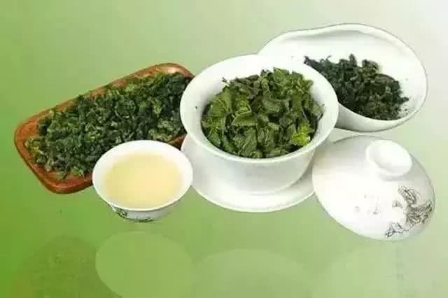 南宫NG28一支烟一千块？一泡茶一套房首付？最贵十大烟酒茶真让开眼界(图29)